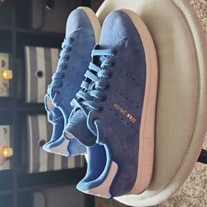 Adidas Stan Smith Blue Suede Sneakers, Women’s 7.5-8 / Men’s 5